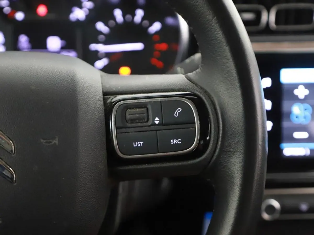 1.2 Shine Navi/Led/Ecc/Lmv/CarPlay H.Leder/Two-Tone