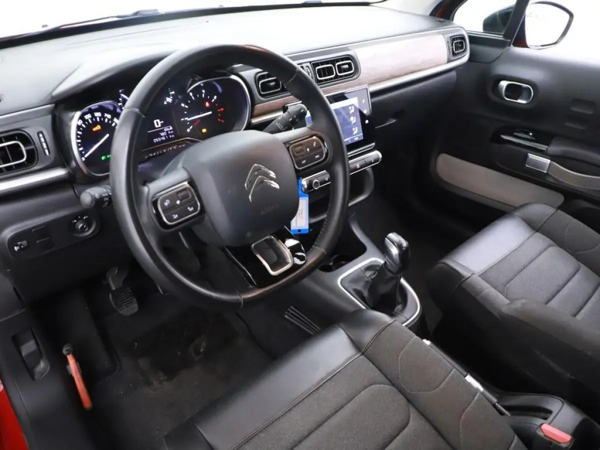 1.2 Shine Navi/Led/Ecc/Lmv/CarPlay H.Leder/Two-Tone