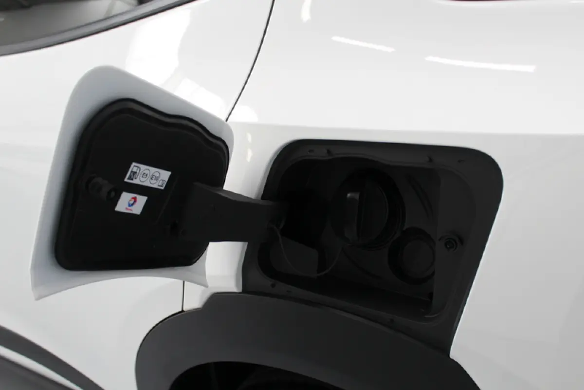 1.2 Turbo Level 5 131PK, RIJKLAAR | AUTOMAAT |STUURVERWARMING | LEER/ALCANTARA | CAMERA | PARKEERSENSOREN