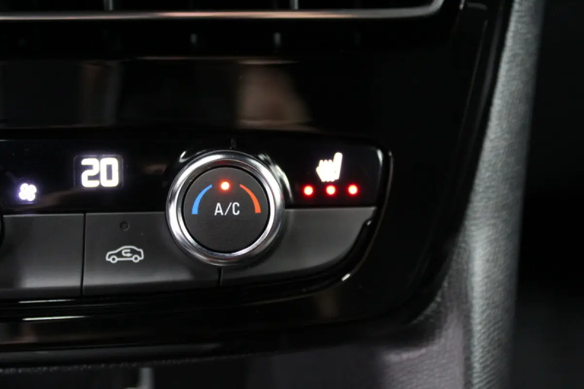 1.2 Turbo Level 5 131PK, RIJKLAAR | AUTOMAAT |STUURVERWARMING | LEER/ALCANTARA | CAMERA | PARKEERSENSOREN