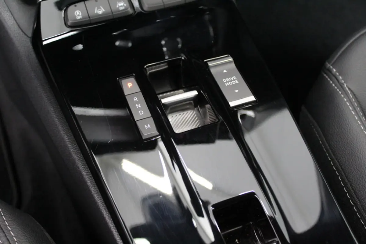 1.2 Turbo Level 5 131PK, RIJKLAAR | AUTOMAAT |STUURVERWARMING | LEER/ALCANTARA | CAMERA | PARKEERSENSOREN