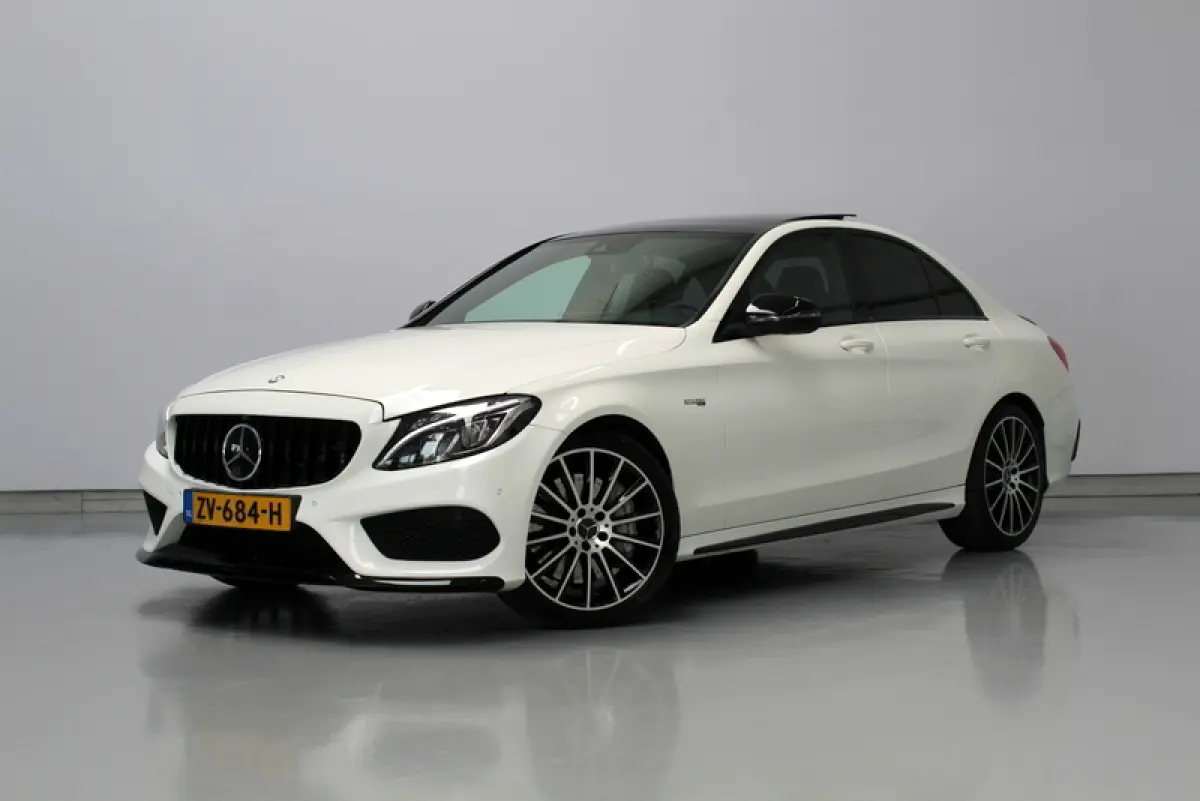 AMG 43 4MATIC 468PK | RIJKLAAR | SCHAALSTOELEN | ALCANTARA STUUR | PANORAMADAK | CARPLAY