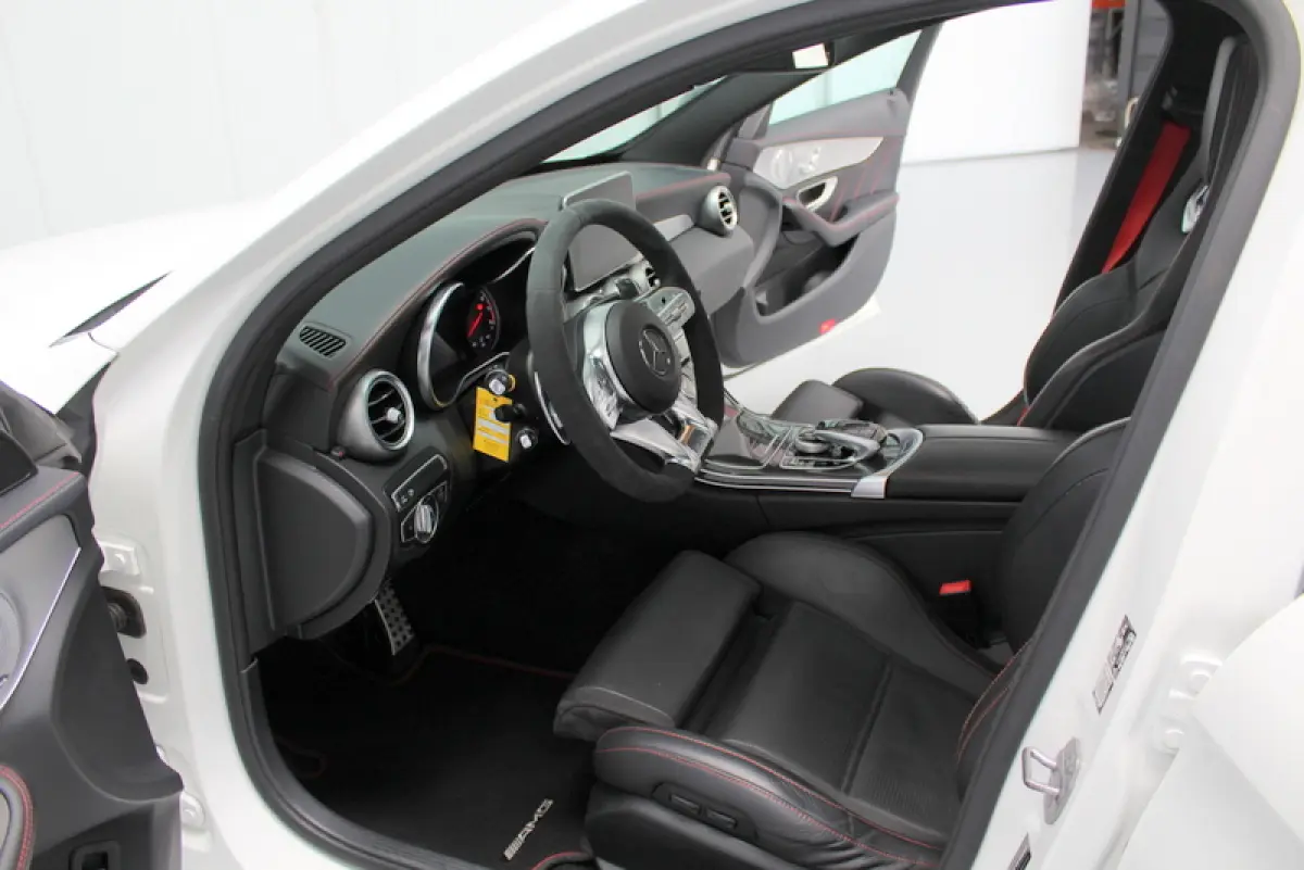 AMG 43 4MATIC 468PK | RIJKLAAR | SCHAALSTOELEN | ALCANTARA STUUR | PANORAMADAK | CARPLAY