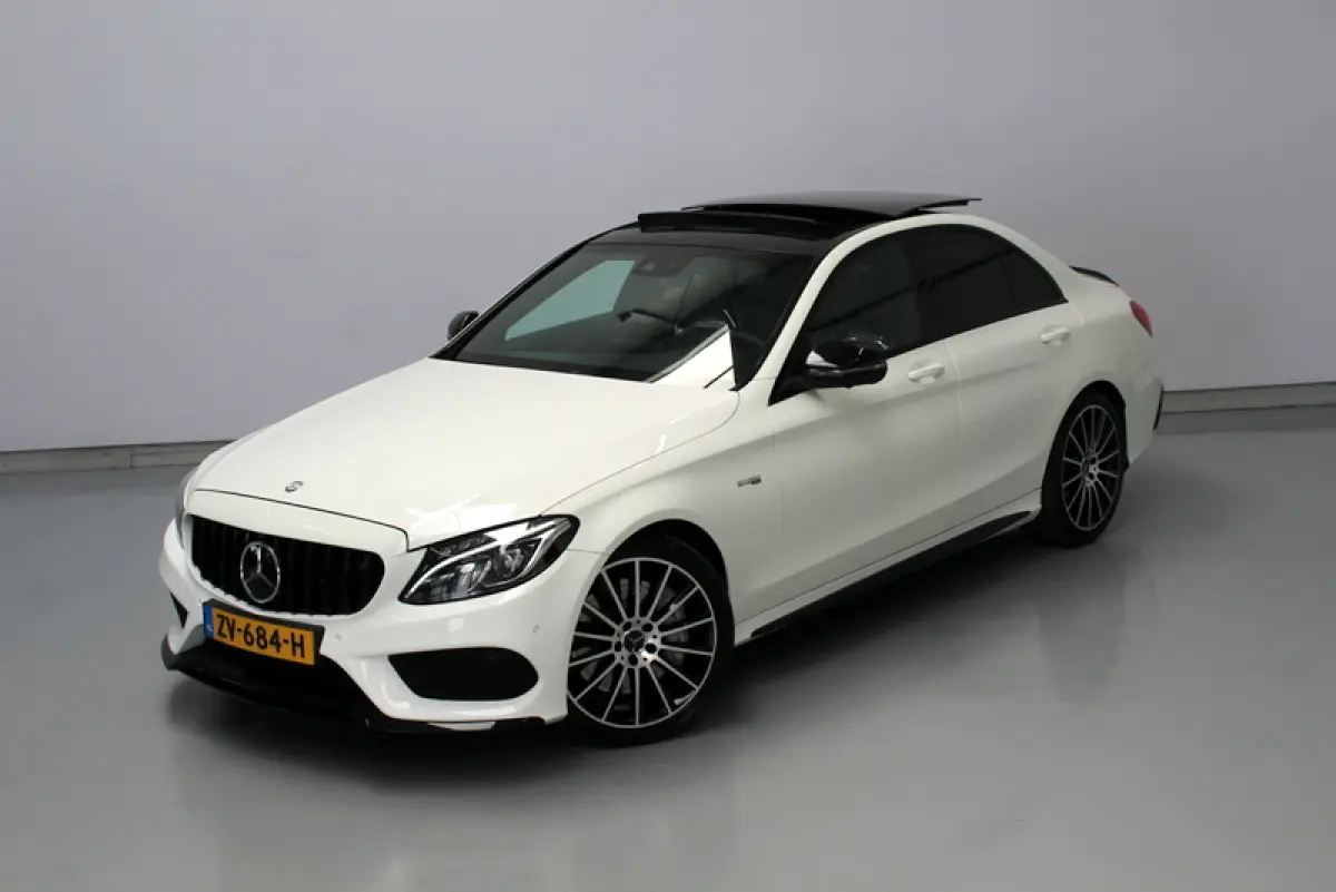 AMG 43 4MATIC 468PK | RIJKLAAR | SCHAALSTOELEN | ALCANTARA STUUR | PANORAMADAK | CARPLAY