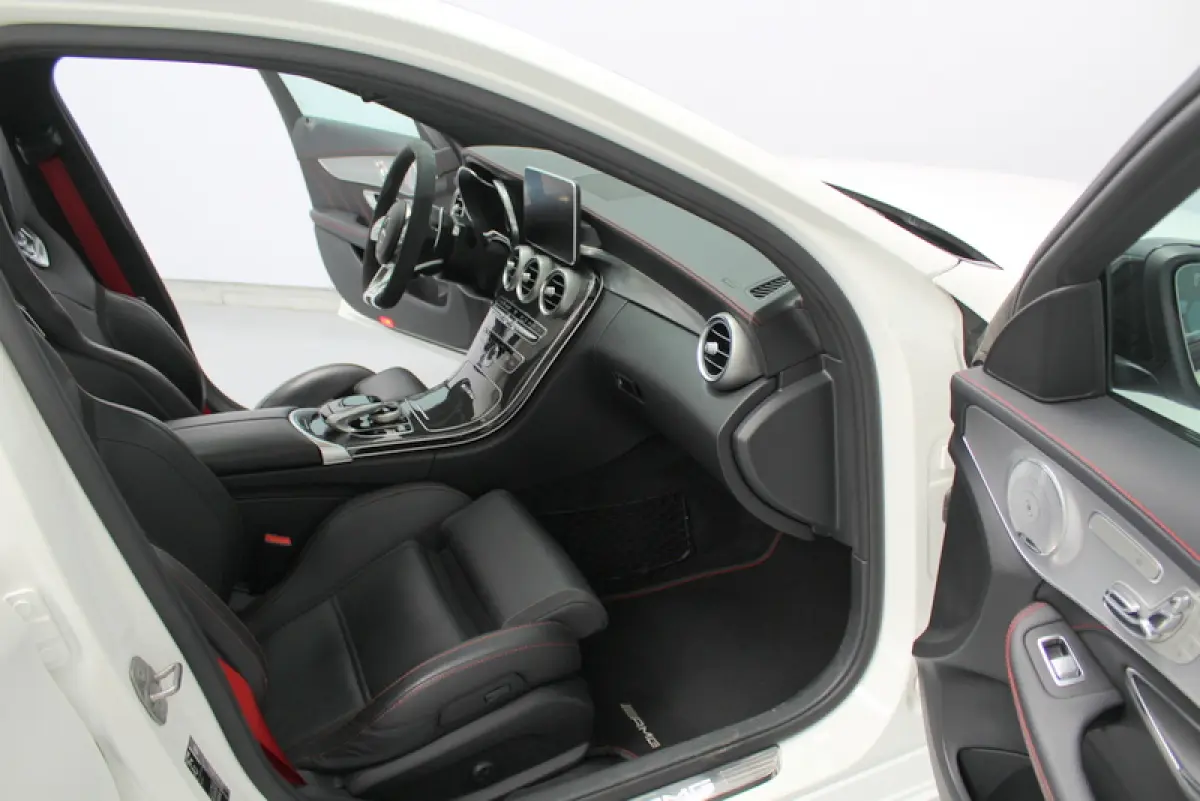 AMG 43 4MATIC 468PK | RIJKLAAR | SCHAALSTOELEN | ALCANTARA STUUR | PANORAMADAK | CARPLAY