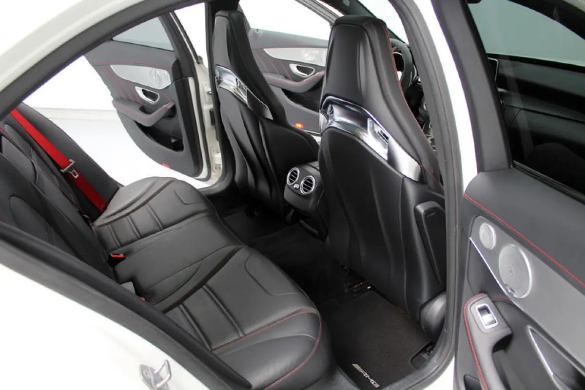 AMG 43 4MATIC 468PK | RIJKLAAR | SCHAALSTOELEN | ALCANTARA STUUR | PANORAMADAK | CARPLAY