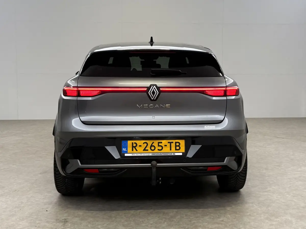 EV60 Optimum Charge Iconic | Snelladen | SOH 93% | 360° | Trekhaak | Virtual | Cruise | Sfeer | Carplay