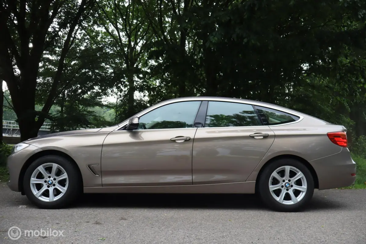 328i xDrive High Executive!