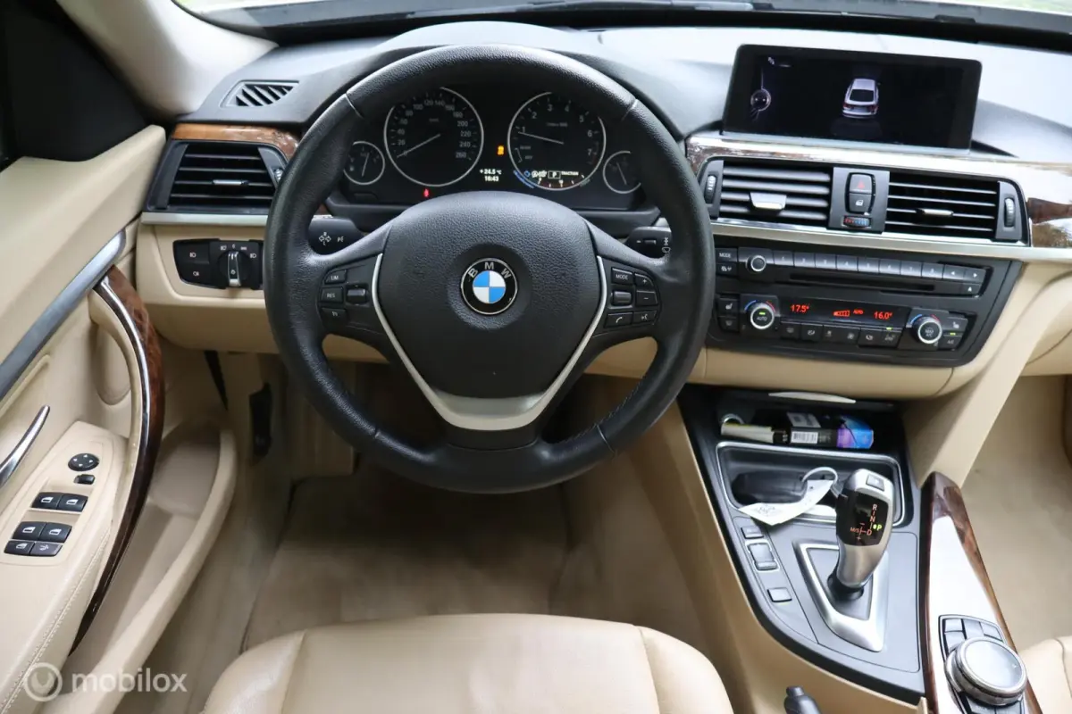328i xDrive High Executive!