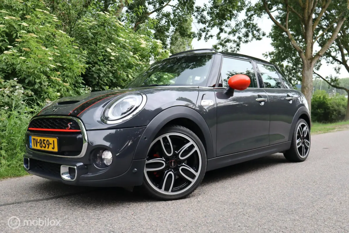 Mini 2.0 S Chili | Pano | H&K Sound | Camera |