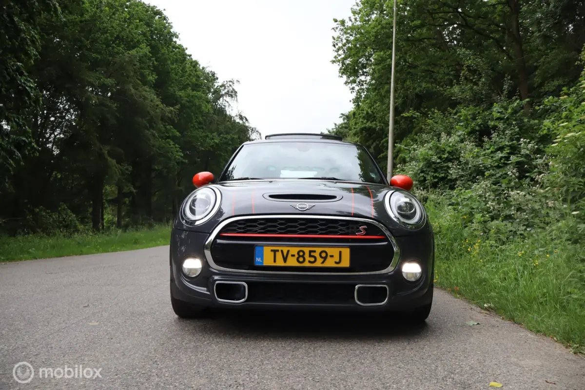 Mini 2.0 S Chili | Pano | H&K Sound | Camera |