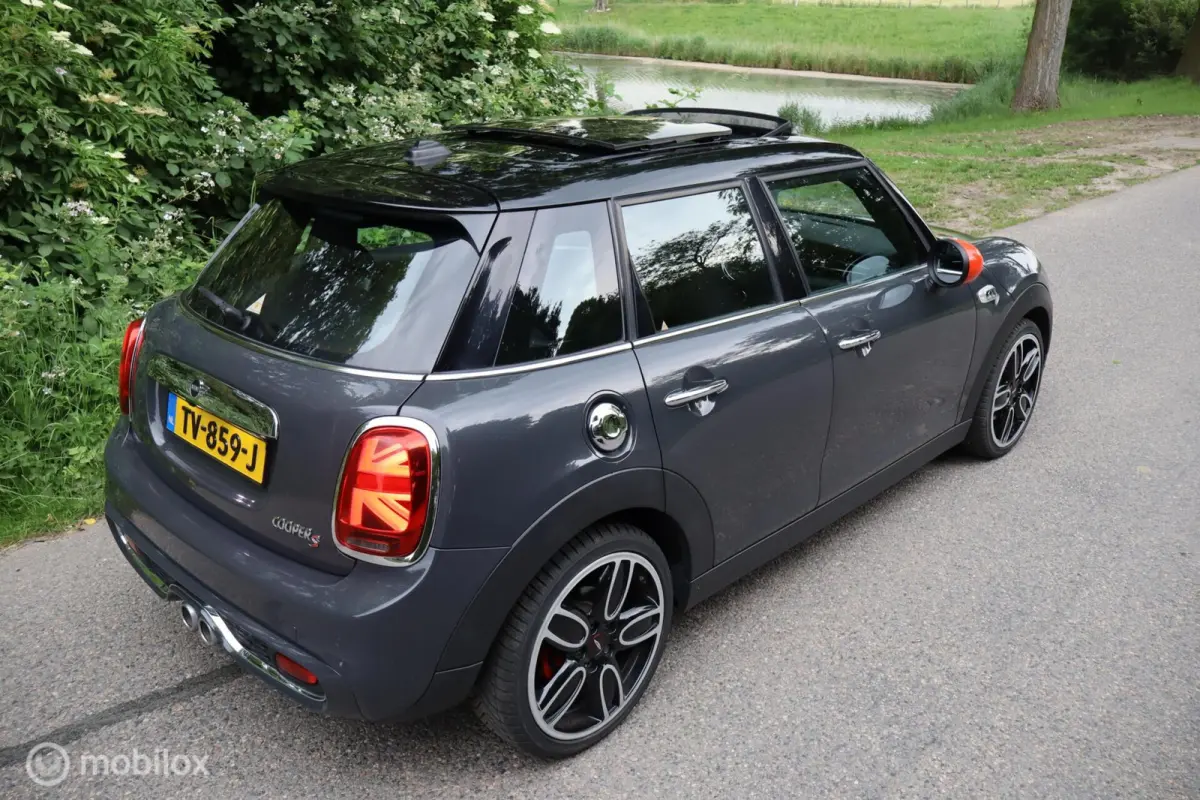 Mini 2.0 S Chili | Pano | H&K Sound | Camera |