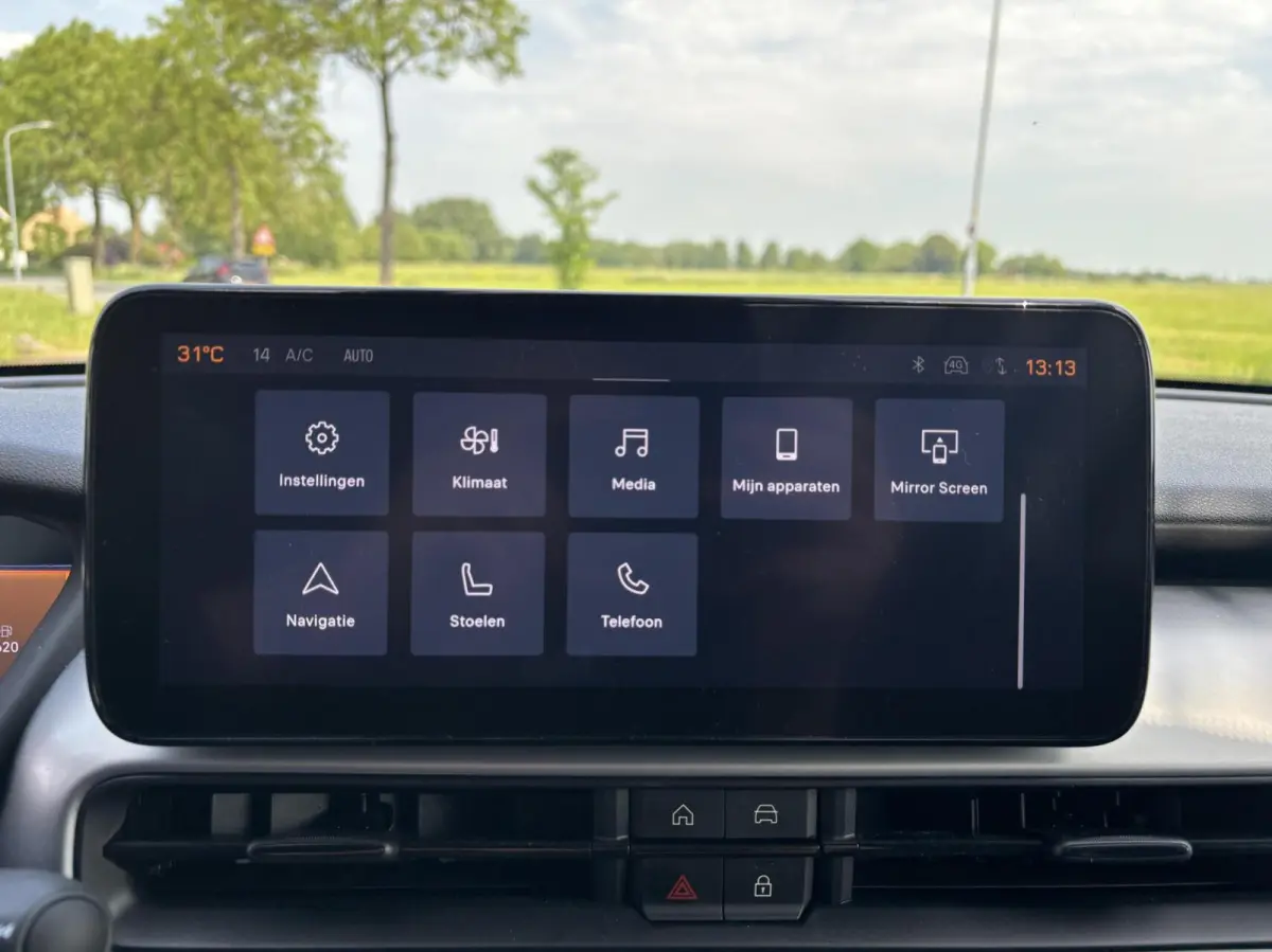 1.2 e-Hybrid Summit LUXE