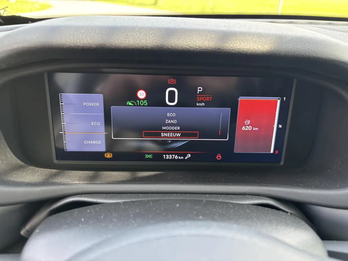 1.2 e-Hybrid Summit LUXE