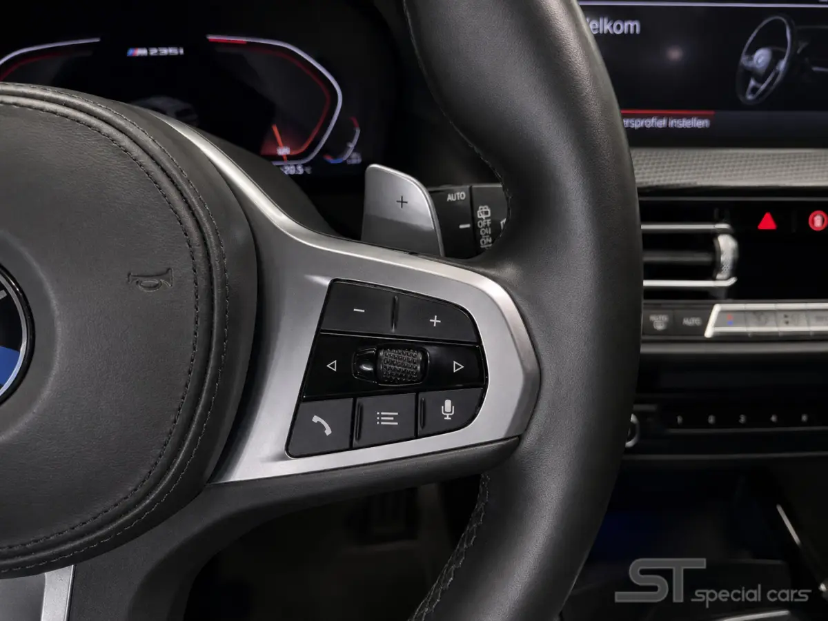 M135i xDrive|Harman|HUP|Memory|Leder|Virtual