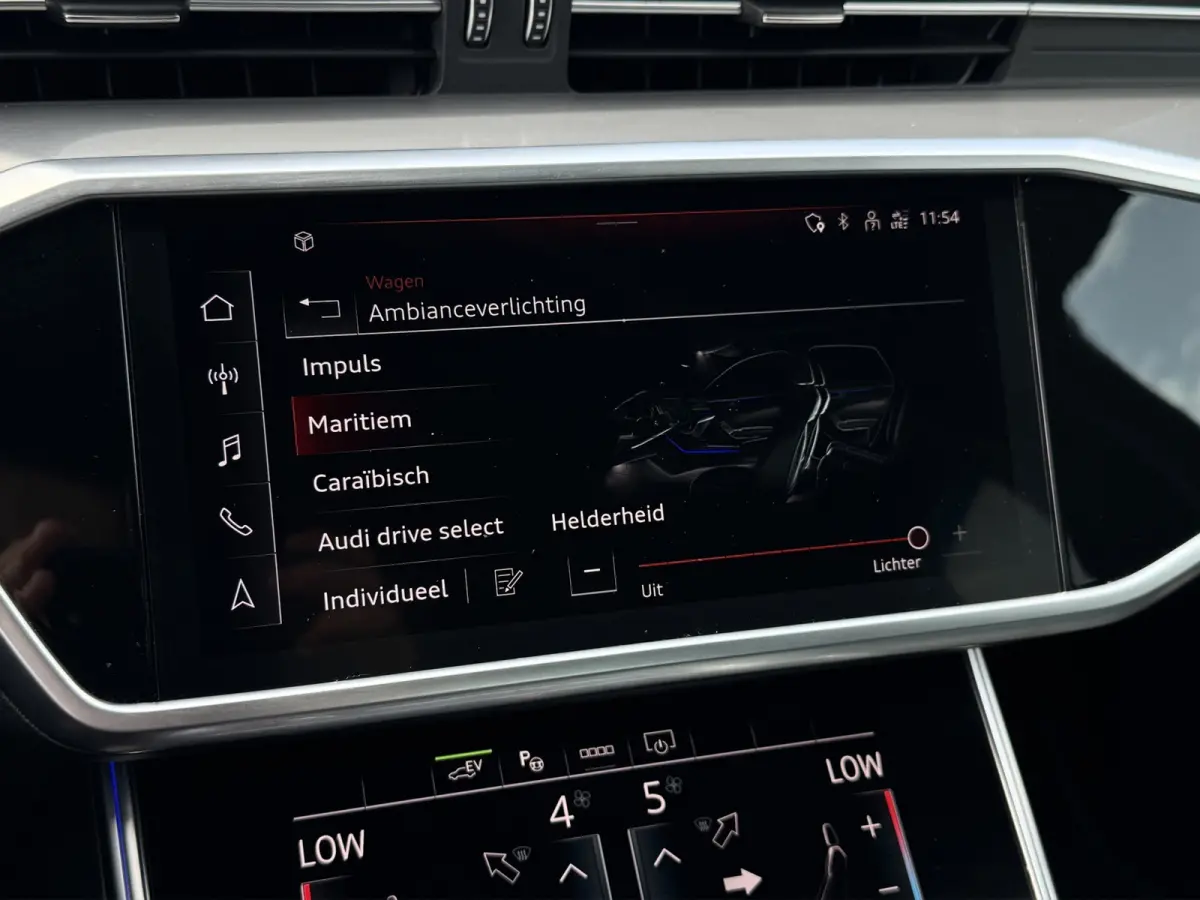 55 TFSI e quattro | RS stoelen | Trekhaak | Matrix | 360 | Sfeerverlichting | 20 inch | Carplay | Magnetic Ride