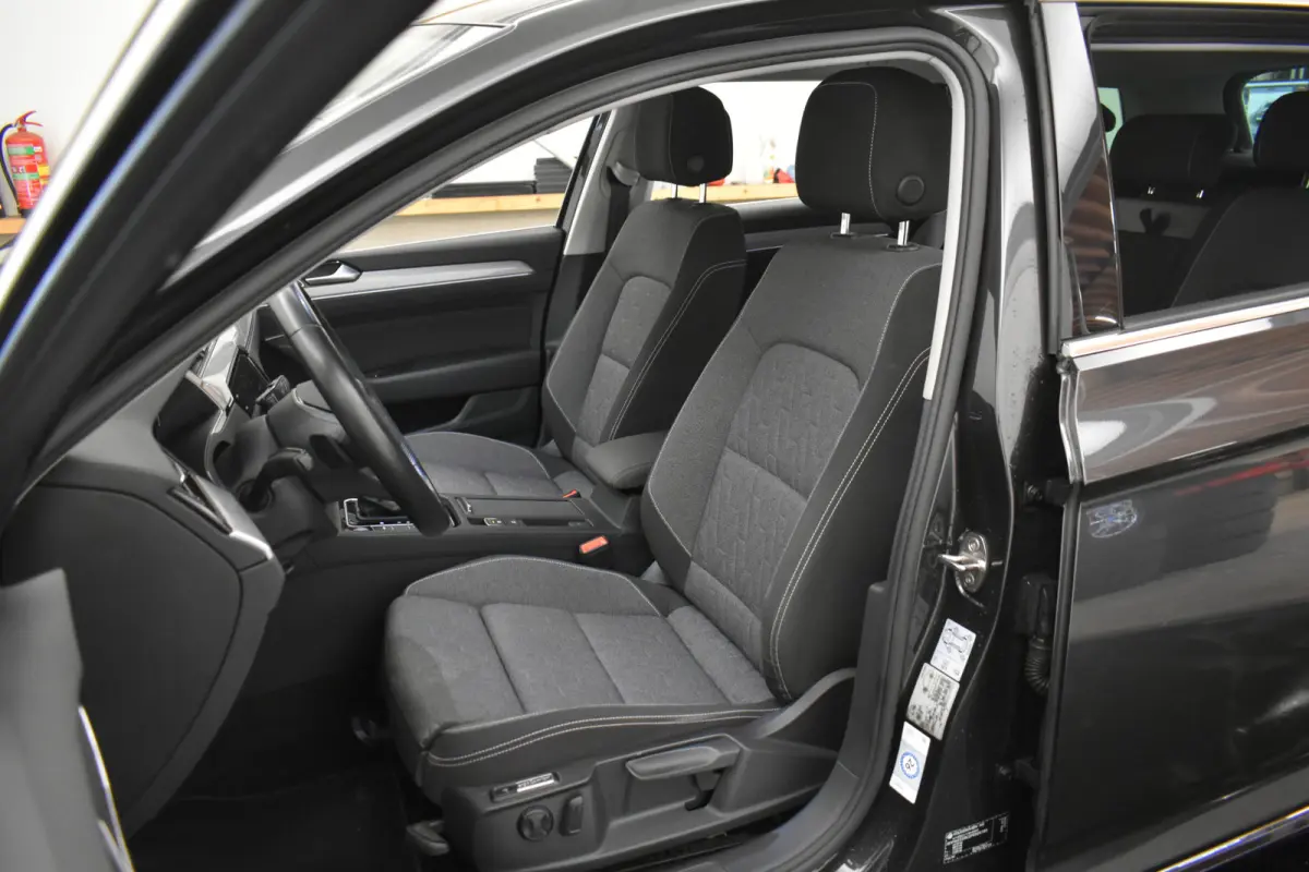1.4 TSI PHEV GTE el Trekh Virtual Disc pro Navi Camera Business