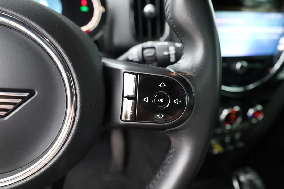 Cooper SE ALL4 | Panoramadak | Harman/Kardon | Comfort Access | Achteruitrijcamera
