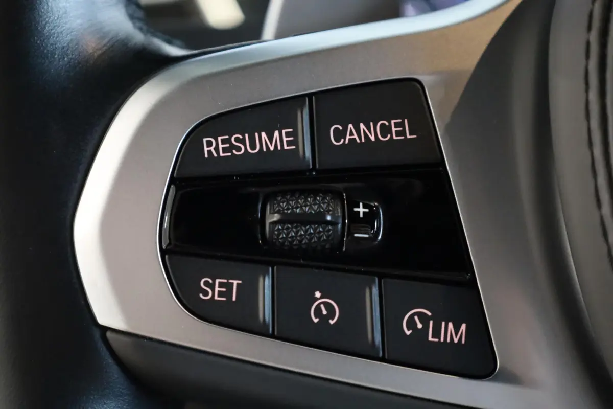 xDrive30e | M Sportpakket | Stoelverwarming | HiFi