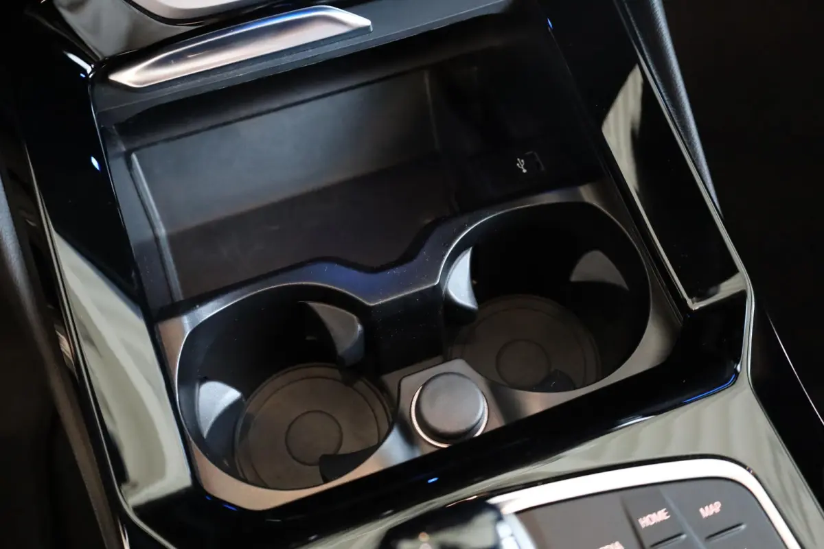 xDrive30e | M Sportpakket | Stoelverwarming | HiFi