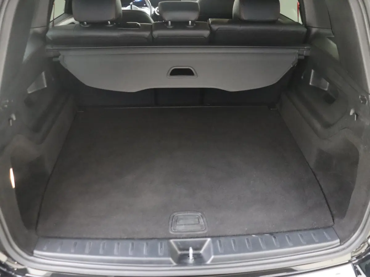 AMG 35 4MATIC Premium Plus