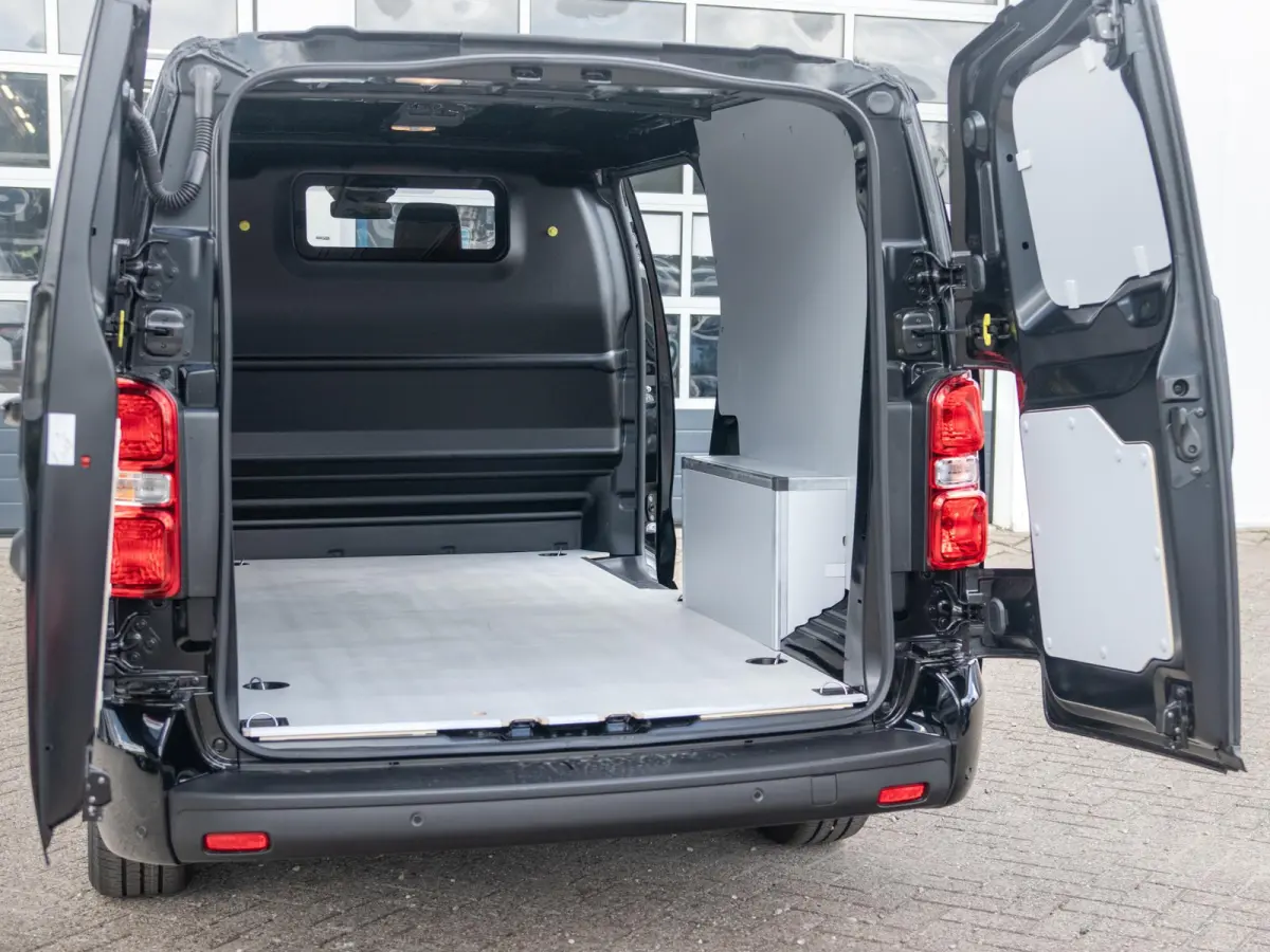L3 75 kWh | STX | Exterieur Pack | City Pack | Comfort Pack | Full LED | Laadruimte Pack