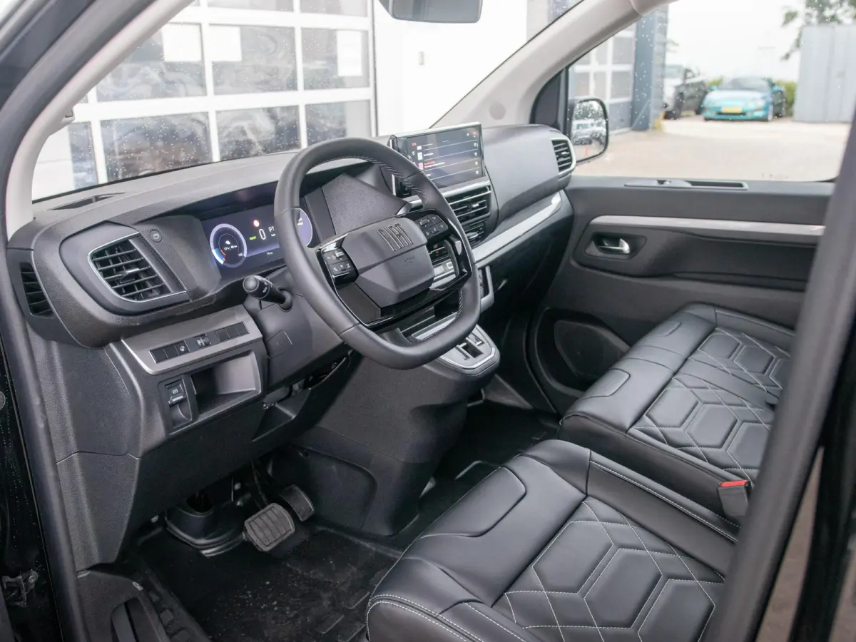 L3 75 kWh | STX | Exterieur Pack | City Pack | Comfort Pack | Full LED | Laadruimte Pack