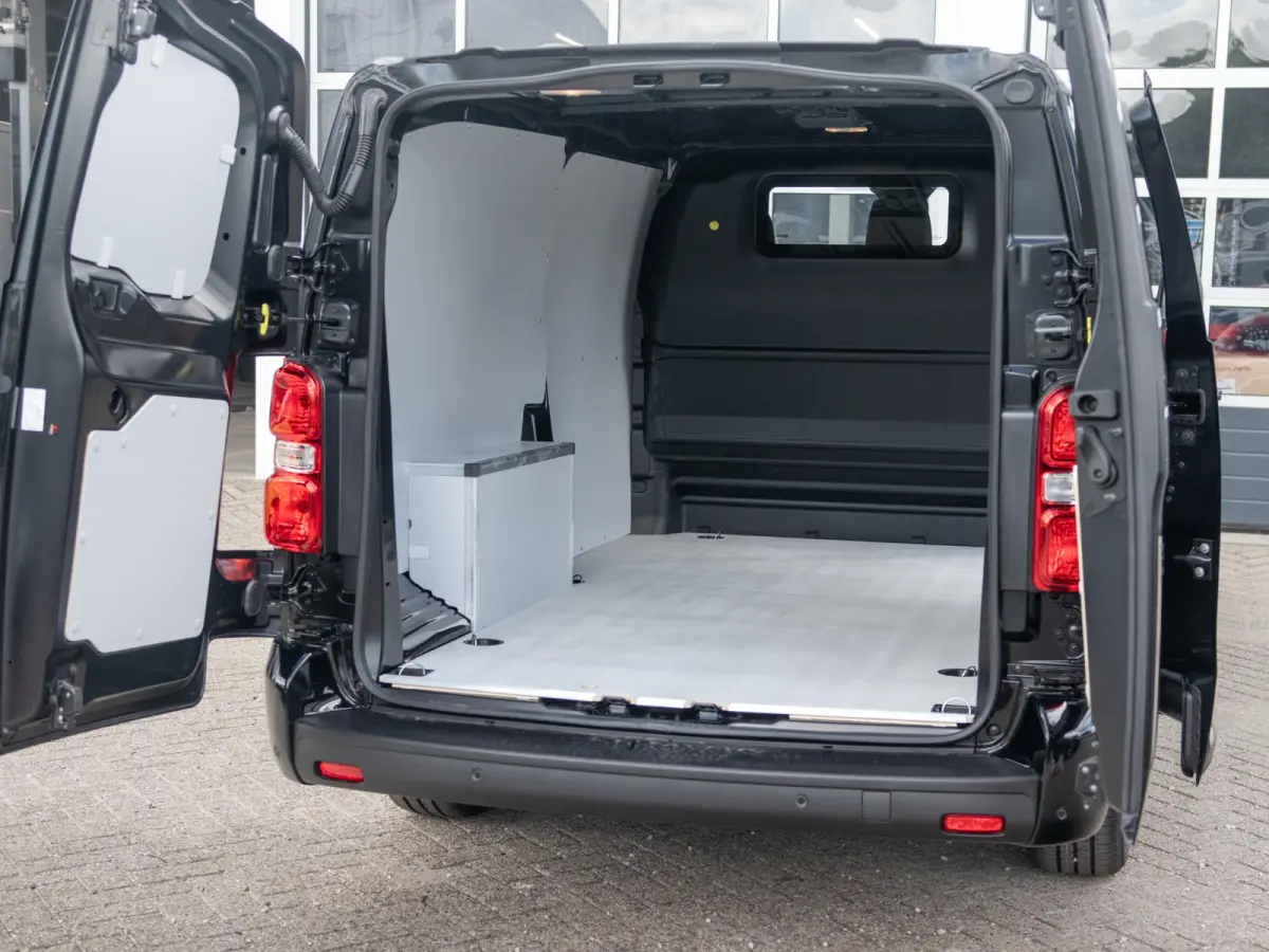 L3 75 kWh | STX | Exterieur Pack | City Pack | Comfort Pack | Full LED | Laadruimte Pack