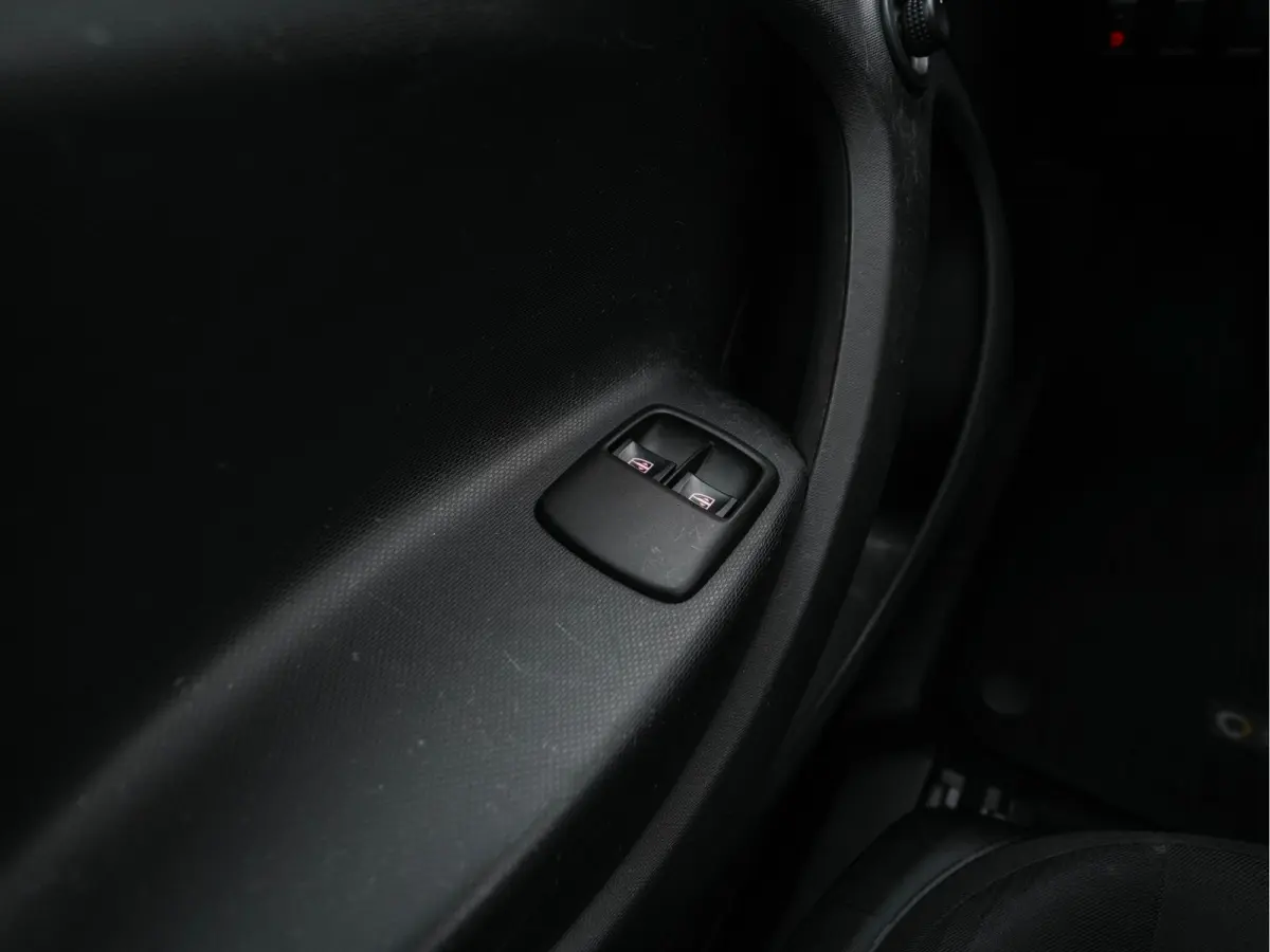 1.0 Pure *AIRCO | CRUISE | COMFORTSEATS*