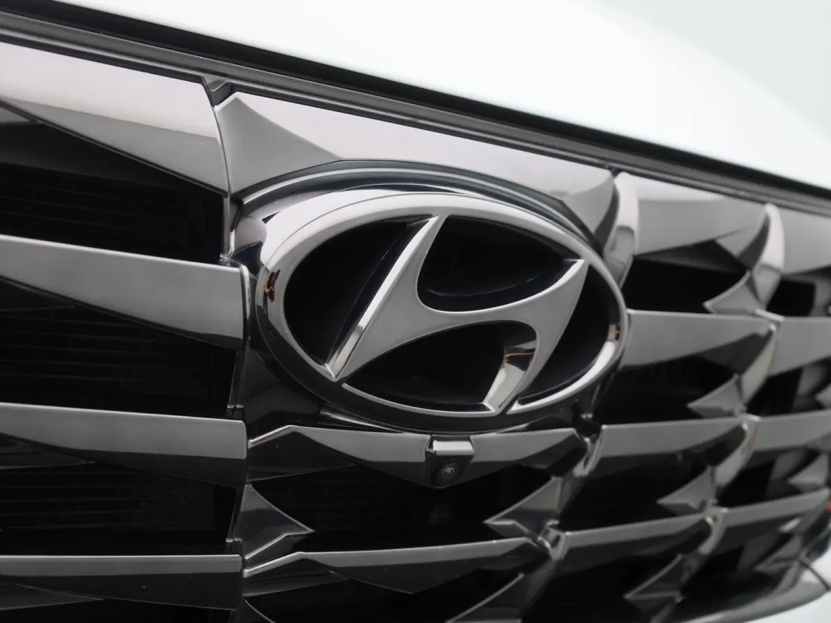 1.6 T-GDI PHEV Premium 4WD | LMV | Automaat| Navigatie | Leder | Stoel/Stuur verwarming | Stoel koeling | Virtual cockpit | Cruise control | Apple carplay | Climate control | Camera | Parkee
