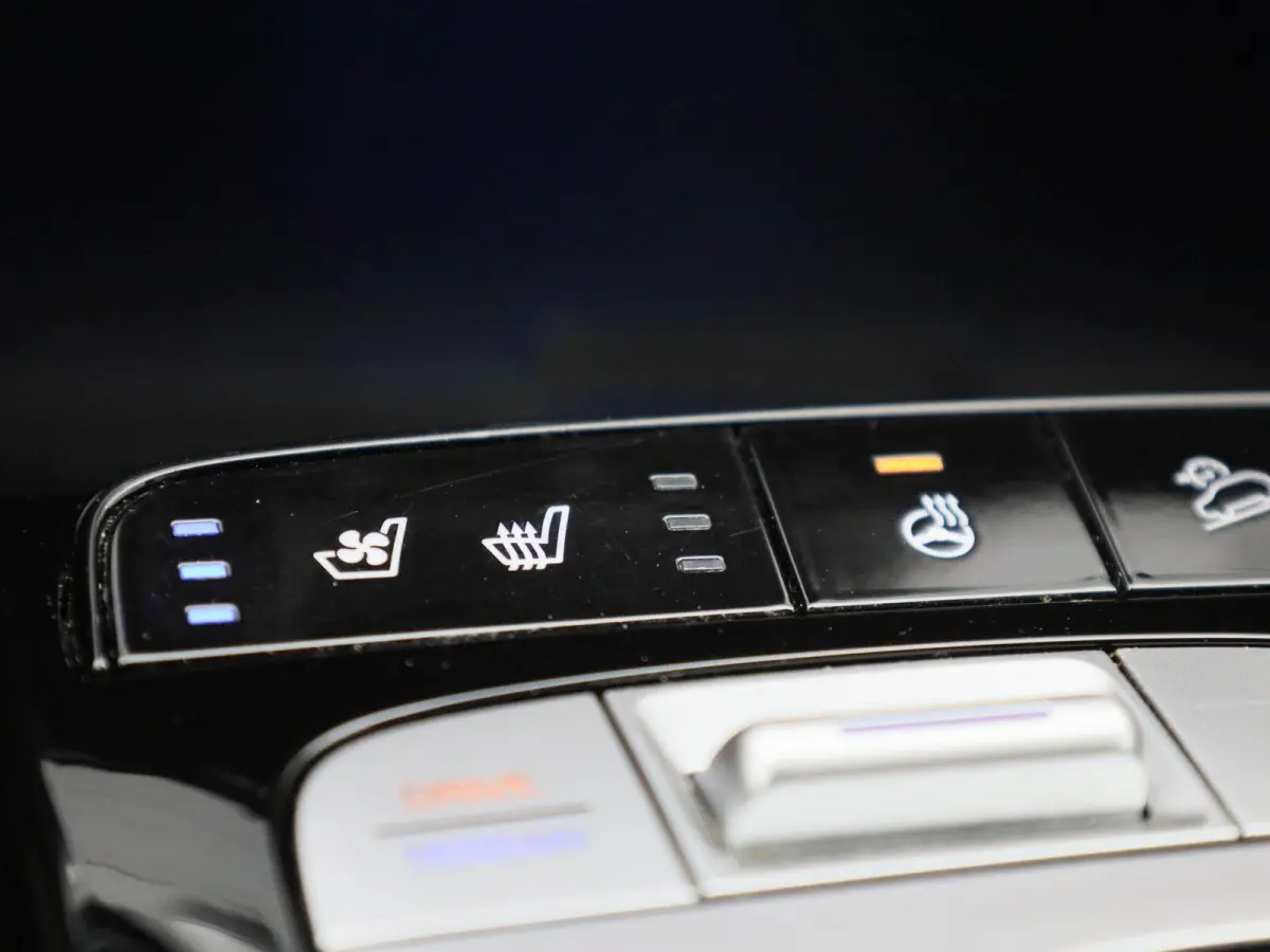 1.6 T-GDI PHEV Premium 4WD | LMV | Automaat| Navigatie | Leder | Stoel/Stuur verwarming | Stoel koeling | Virtual cockpit | Cruise control | Apple carplay | Climate control | Camera | Parkee