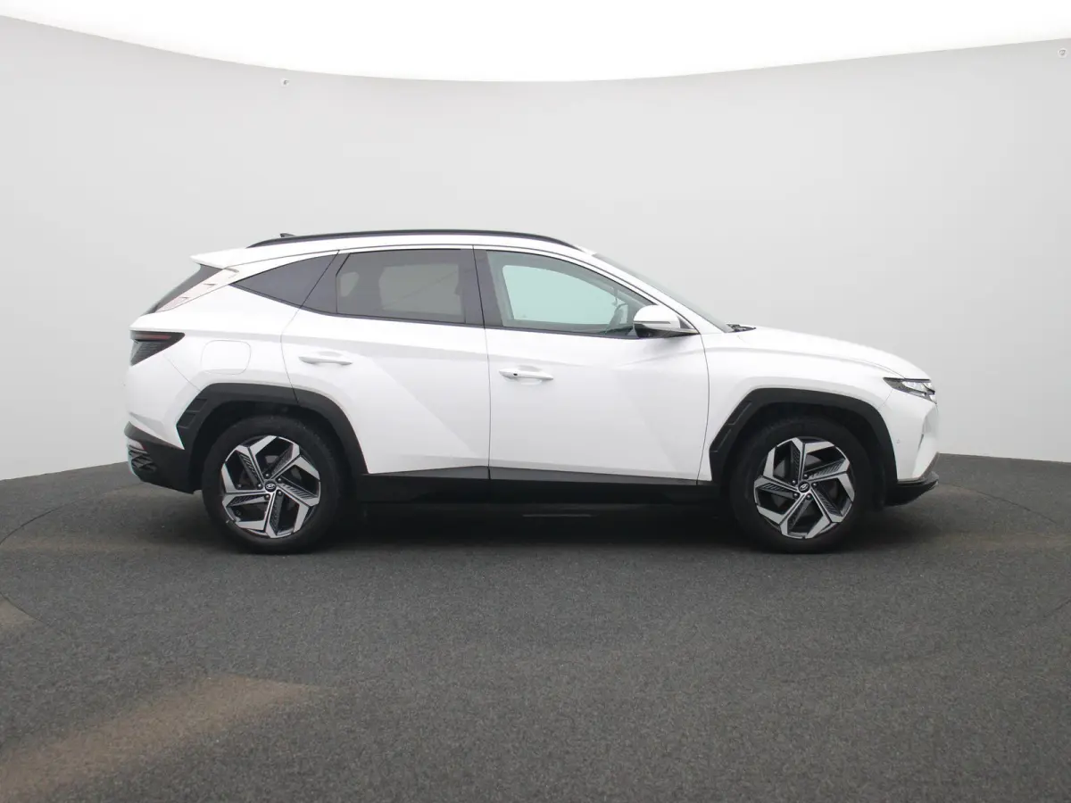 1.6 T-GDI PHEV Premium 4WD | LMV | Automaat| Navigatie | Leder | Stoel/Stuur verwarming | Stoel koeling | Virtual cockpit | Cruise control | Apple carplay | Climate control | Camera | Parkee