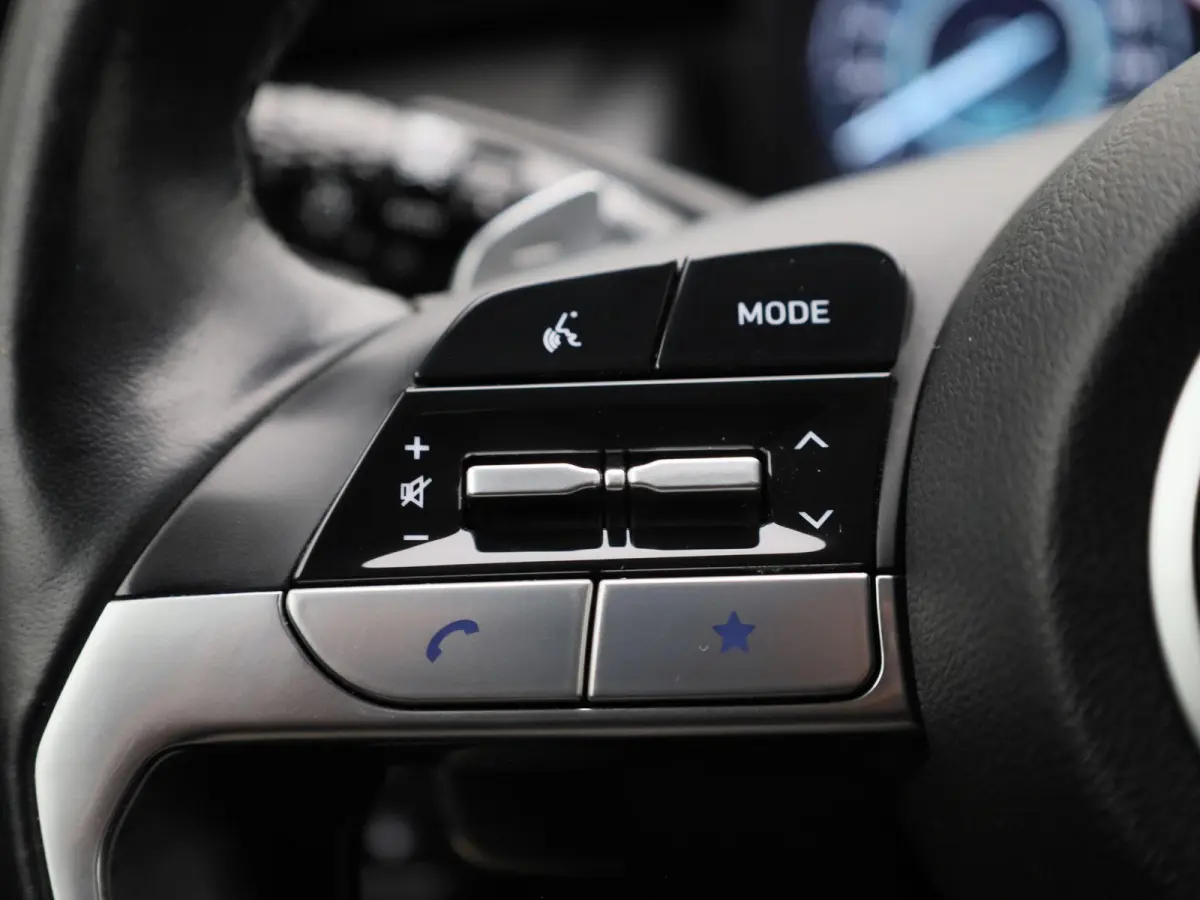 1.6 T-GDI PHEV Premium 4WD | LMV | Automaat| Navigatie | Leder | Stoel/Stuur verwarming | Stoel koeling | Virtual cockpit | Cruise control | Apple carplay | Climate control | Camera | Parkee