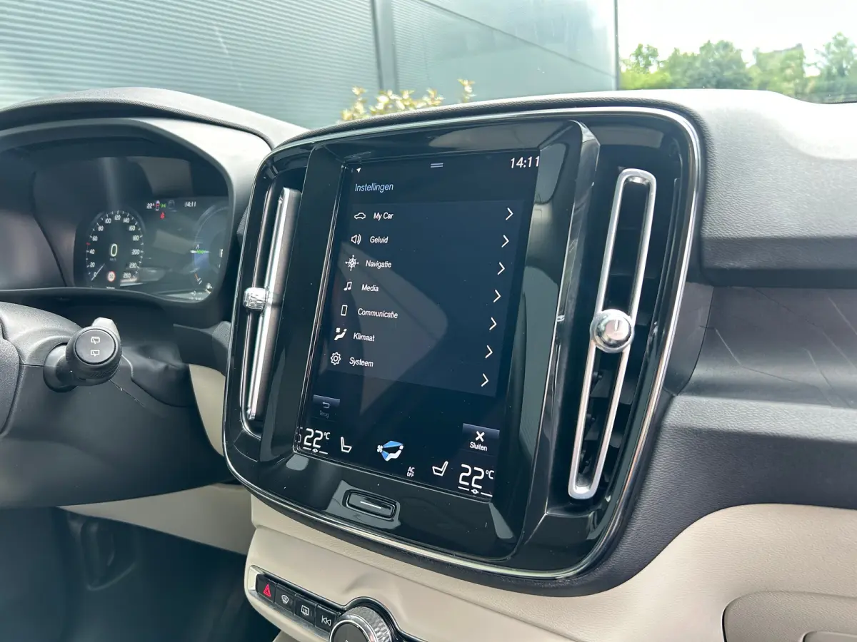 1.5 T4 Plug-in hybrid Plus Dark | Harman/Kardon | Camera | Memory | Cruise Control | Stoel & stuurverwarming | Blond leder |