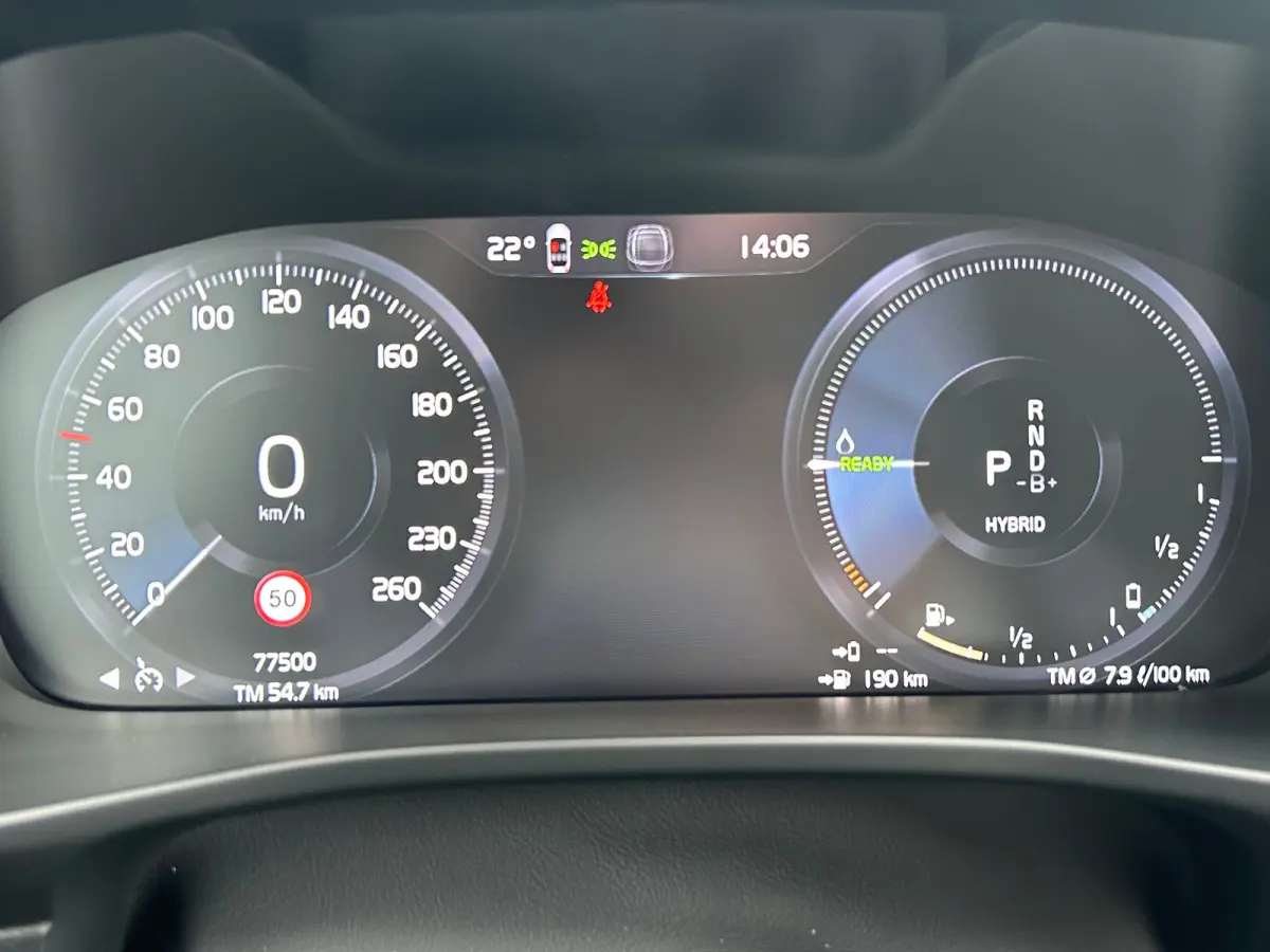 1.5 T4 Plug-in hybrid Plus Dark | Harman/Kardon | Camera | Memory | Cruise Control | Stoel & stuurverwarming | Blond leder |