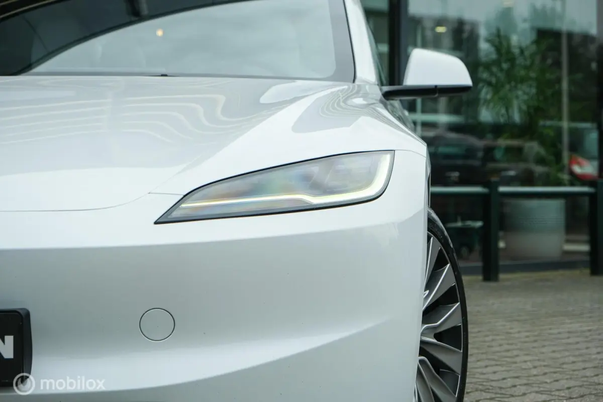 Premium Long Range AWD 78 kWh Highland | Premium Interieur | 96% SOH | Full Self Driving comp. 4 | Stoelkoeling en verwarming | 360 camera | Stuurwielverw.