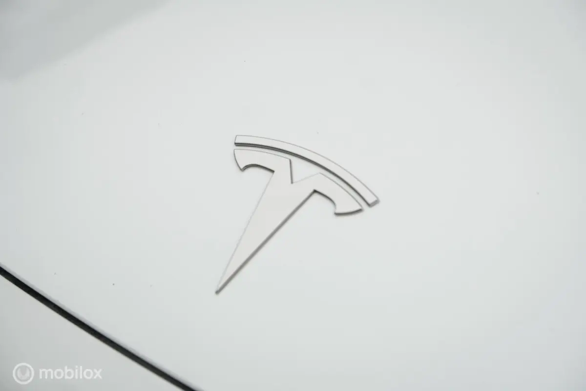 Premium Long Range AWD 78 kWh Highland | Premium Interieur | 96% SOH | Full Self Driving comp. 4 | Stoelkoeling en verwarming | 360 camera | Stuurwielverw.