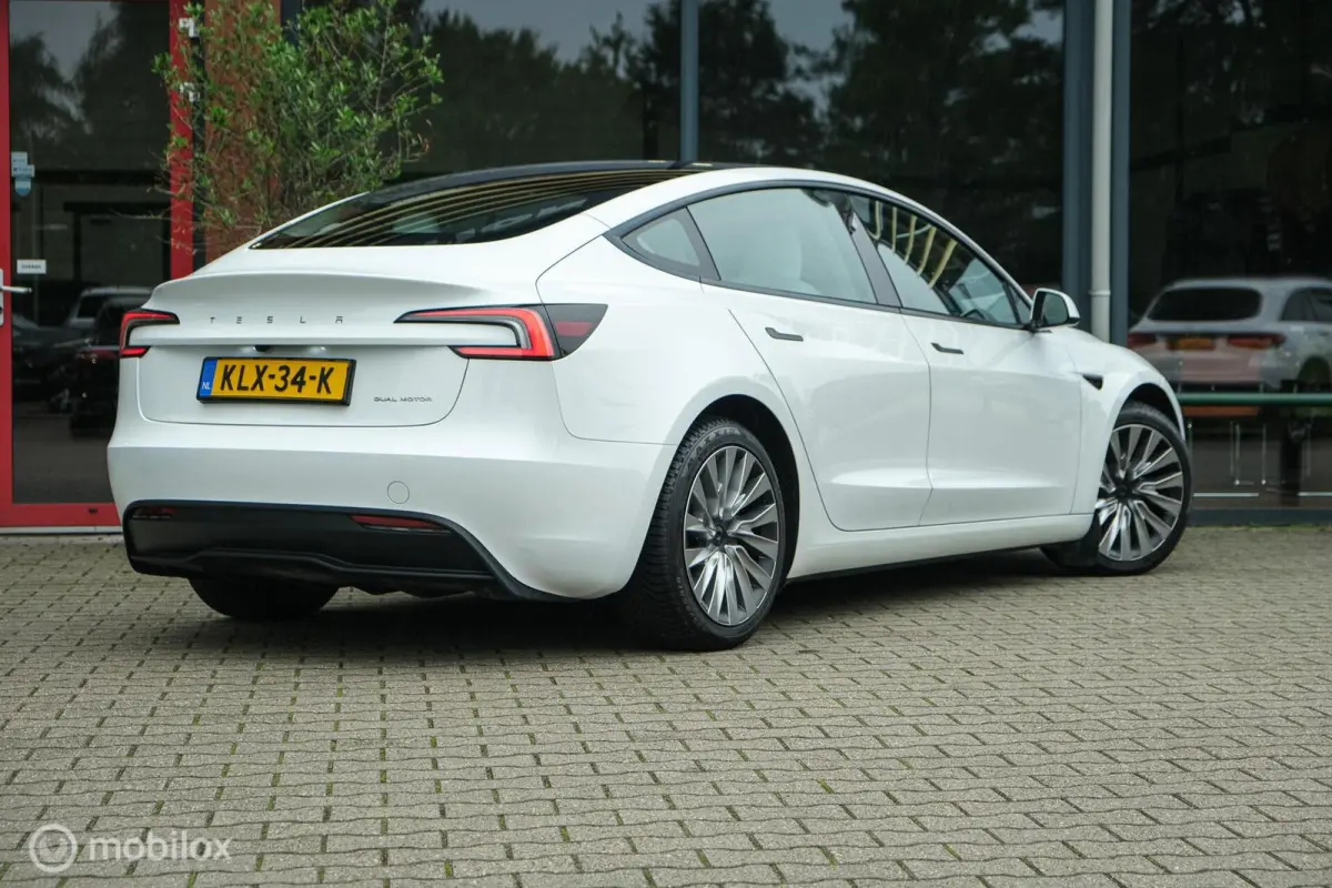 Premium Long Range AWD 78 kWh Highland | Premium Interieur | 96% SOH | Full Self Driving comp. 4 | Stoelkoeling en verwarming | 360 camera | Stuurwielverw.