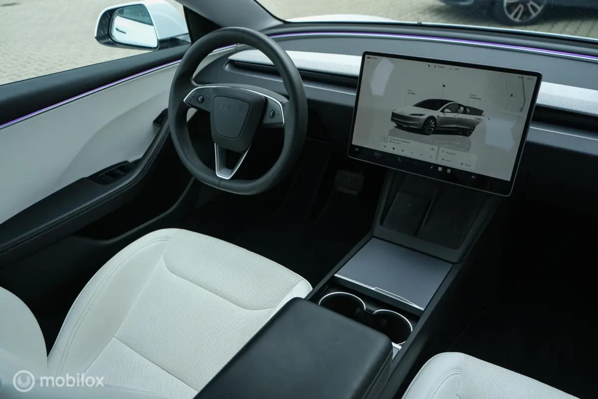 Premium Long Range AWD 78 kWh Highland | Premium Interieur | 96% SOH | Full Self Driving comp. 4 | Stoelkoeling en verwarming | 360 camera | Stuurwielverw.