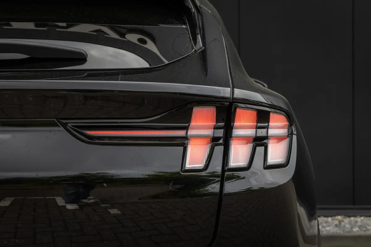 Extended Premium RWD 98 kWh | Pano-dak | B&O audio | 360 Camera | Elektr. Klep | Standkachel | Memory stoel | ALLE OPTIES!
