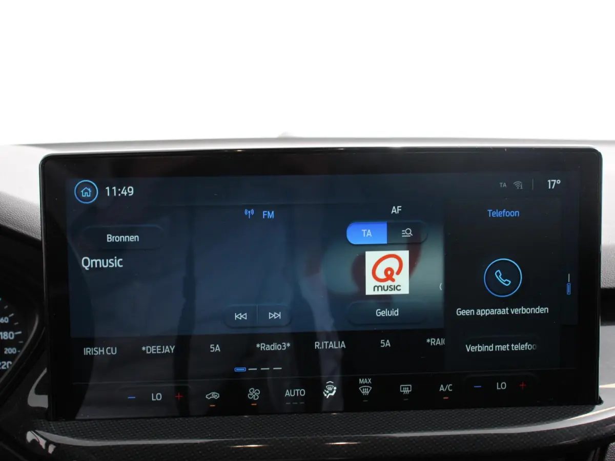 1.0 EcoBoost Hybrid 155pk Automaat ST Line Navigatie Cruise Control Parkeer sensoren Lichtmetalen Velgen Extra Getint Glas