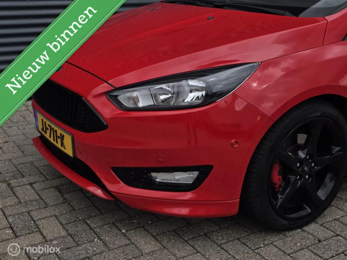 1.5 Red Edition ST LINE / PDC / NAP