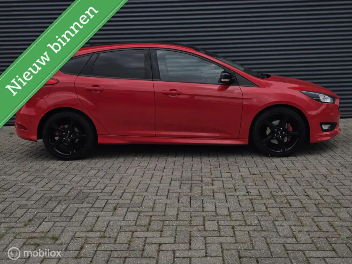 1.5 Red Edition ST LINE / PDC / NAP