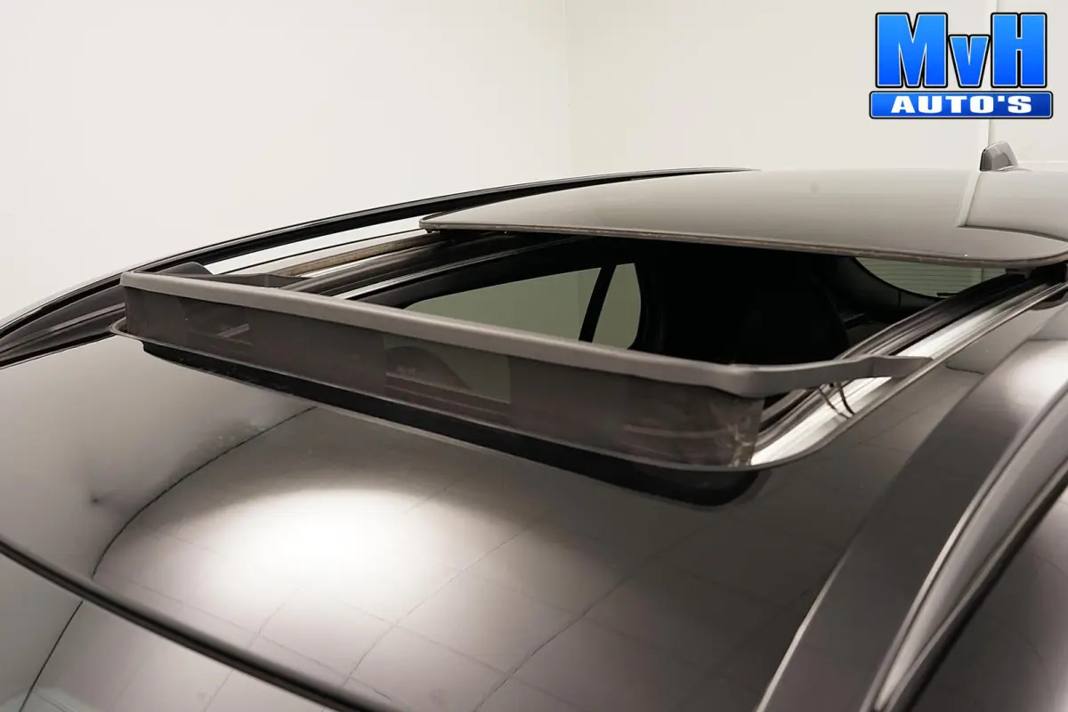 1.5 PHEV|ZWARTE.HEMEL|BLACK EDITION|360º|SOH98%