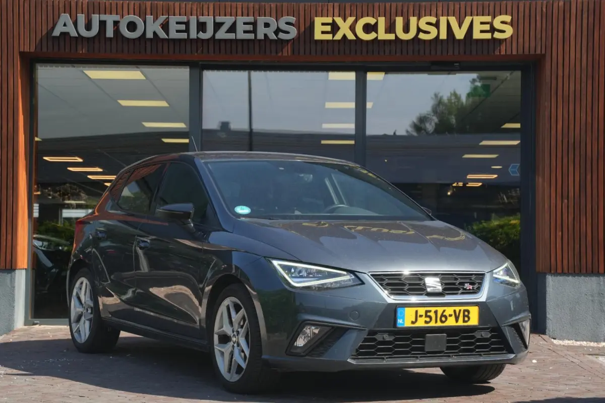 1.0 TSI FR Business Intense Plus FR Virtual Dash Stoelverwarming Clima