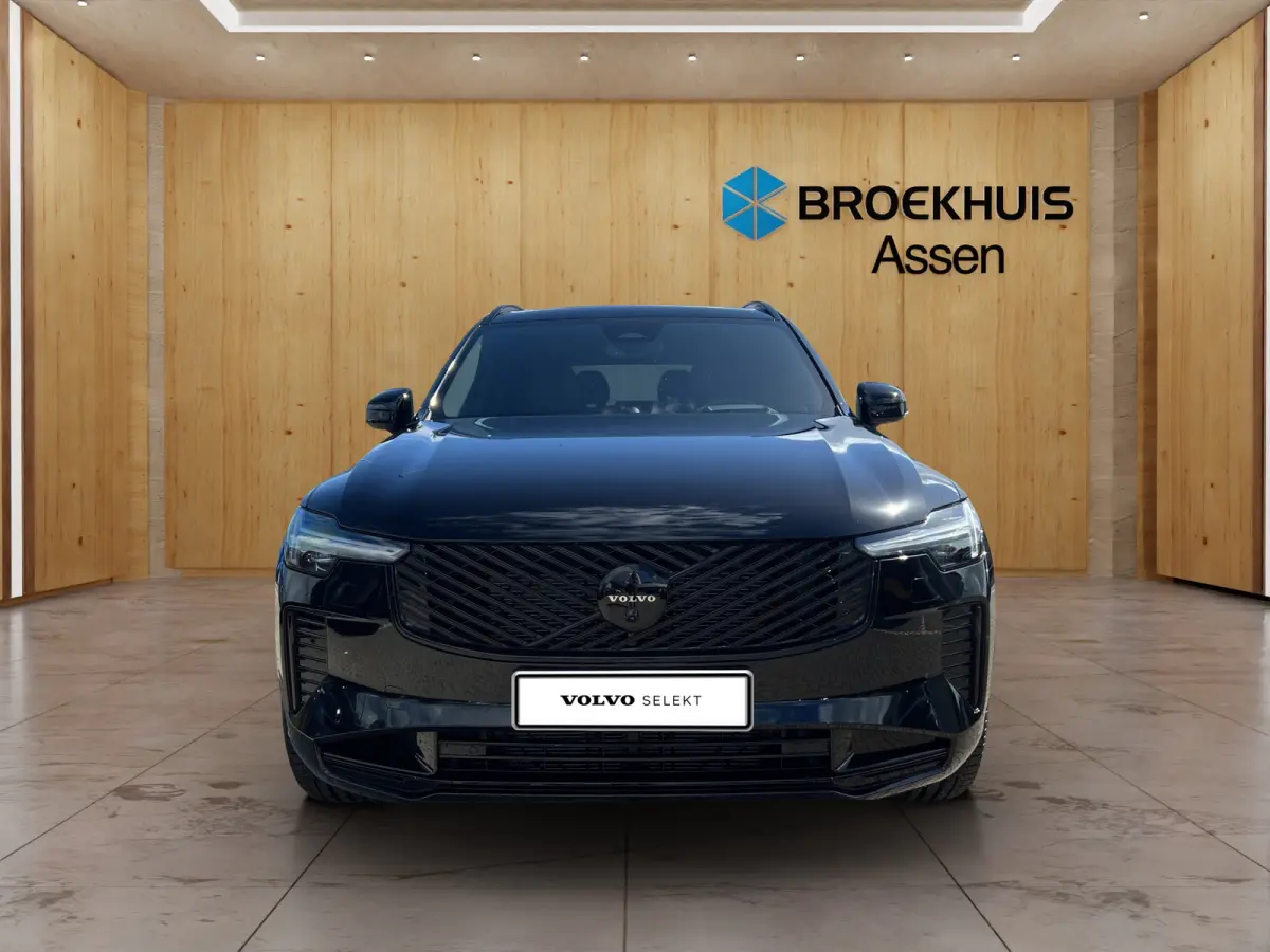 2.0 T8 Plug-in hybrid AWD Ultra Black Ed. Exec. | Bowers & Wilkins | Panoramadak | Luchtvering | Stoel + Stuur Verwarming | 360 Camera |