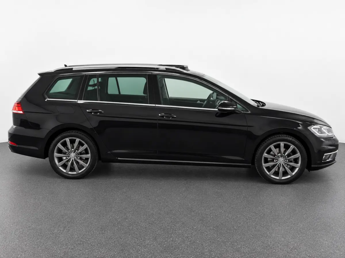 1.5 TSI Highline 150pk Automaat Panoramadak Trekhaak Navigatie Apple Carplay Android Auto Camera Parkeersensoren Adaptive Cruise Control Full Led Stoelverwarming Climate Control Lichtmetalen