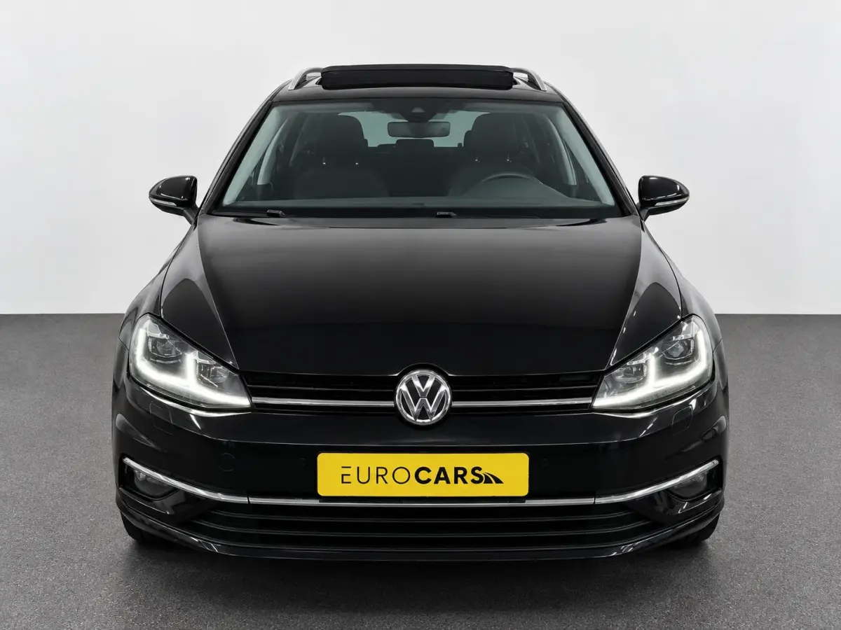 1.5 TSI Highline 150pk Automaat Panoramadak Trekhaak Navigatie Apple Carplay Android Auto Camera Parkeersensoren Adaptive Cruise Control Full Led Stoelverwarming Climate Control Lichtmetalen