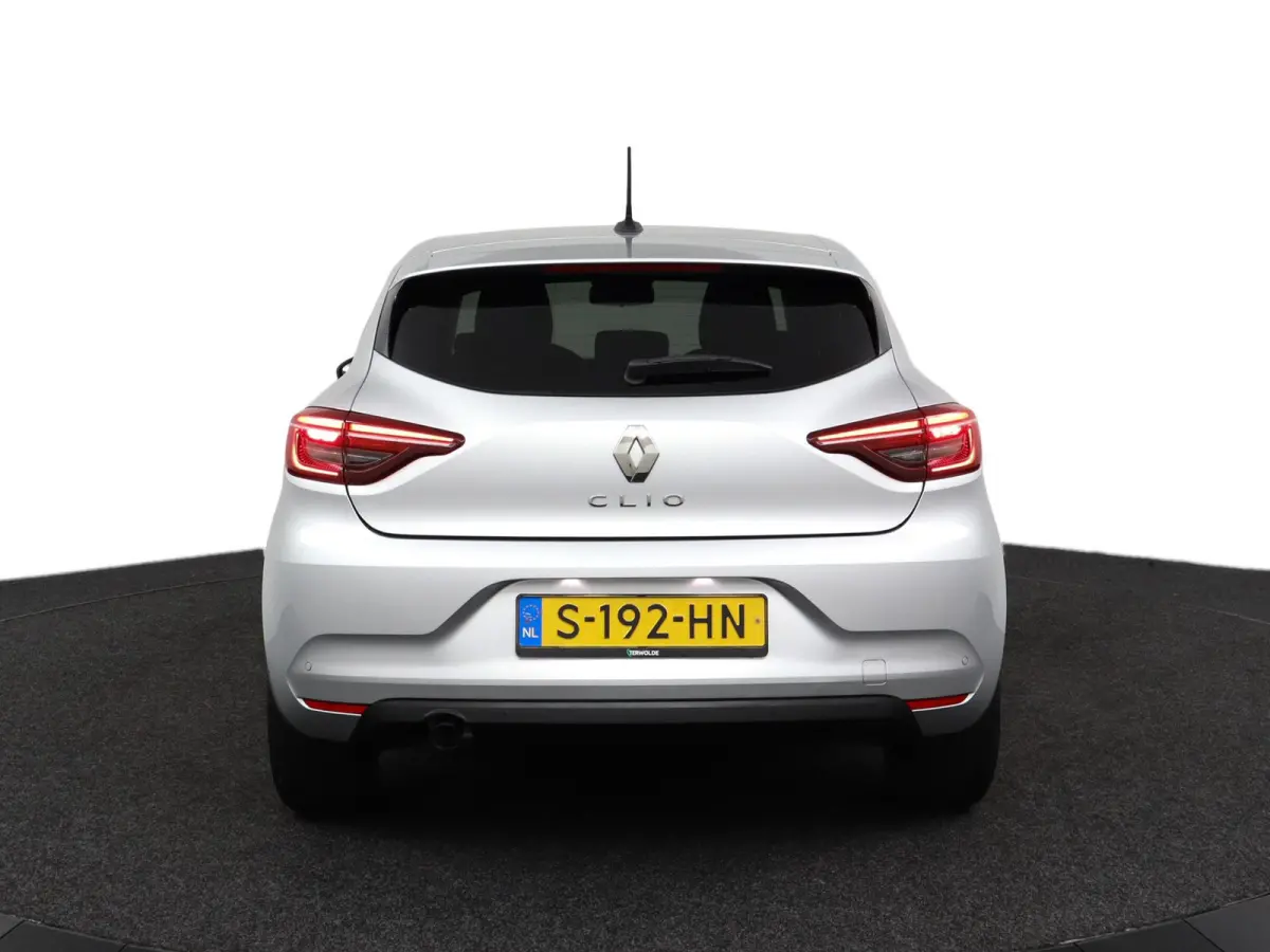TCe 90 GPF Evolution | Navigatie | Parkeersensoren | Lichtmetalen velgen |