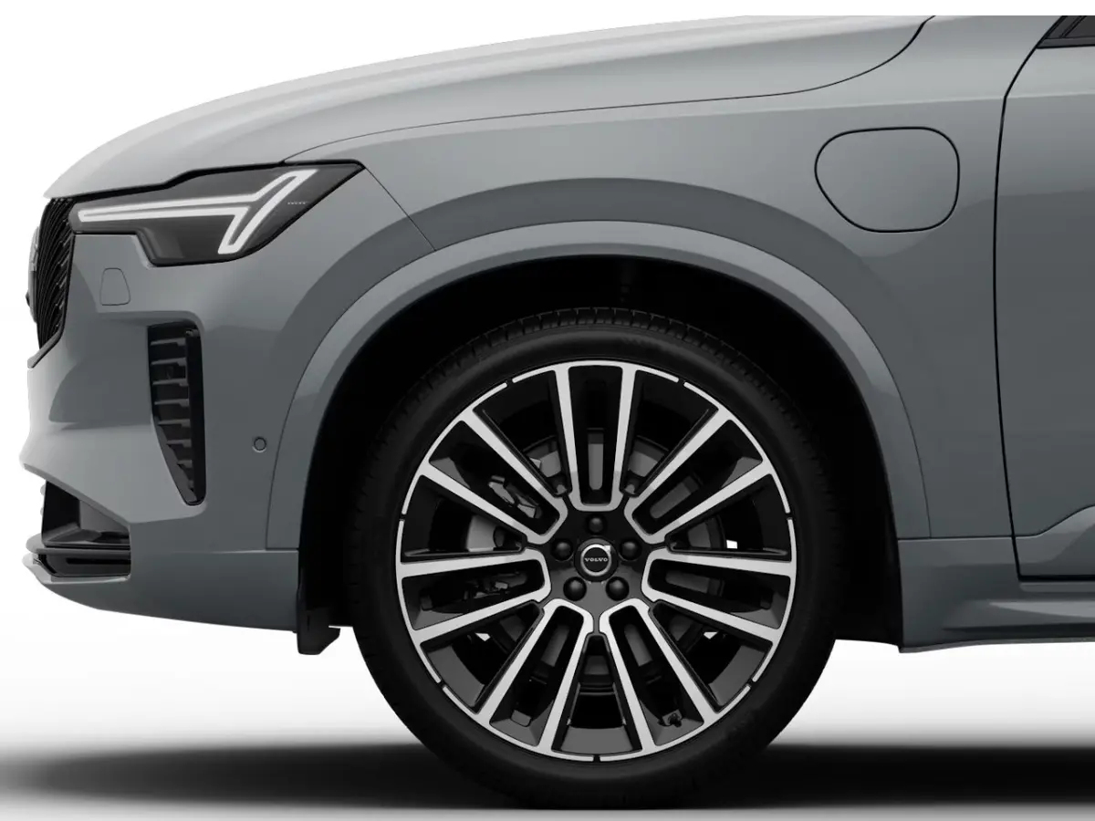 2.0 T8 Plug-in hybrid AWD Ultra Dark Exec. Ed. | Luchtvering | Bowers&Wilkins | Massage/ventilatie | 22" Velgen
